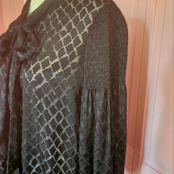 Black Diane Von Furstenberg Blouse with Bow - Picture 4 of 5